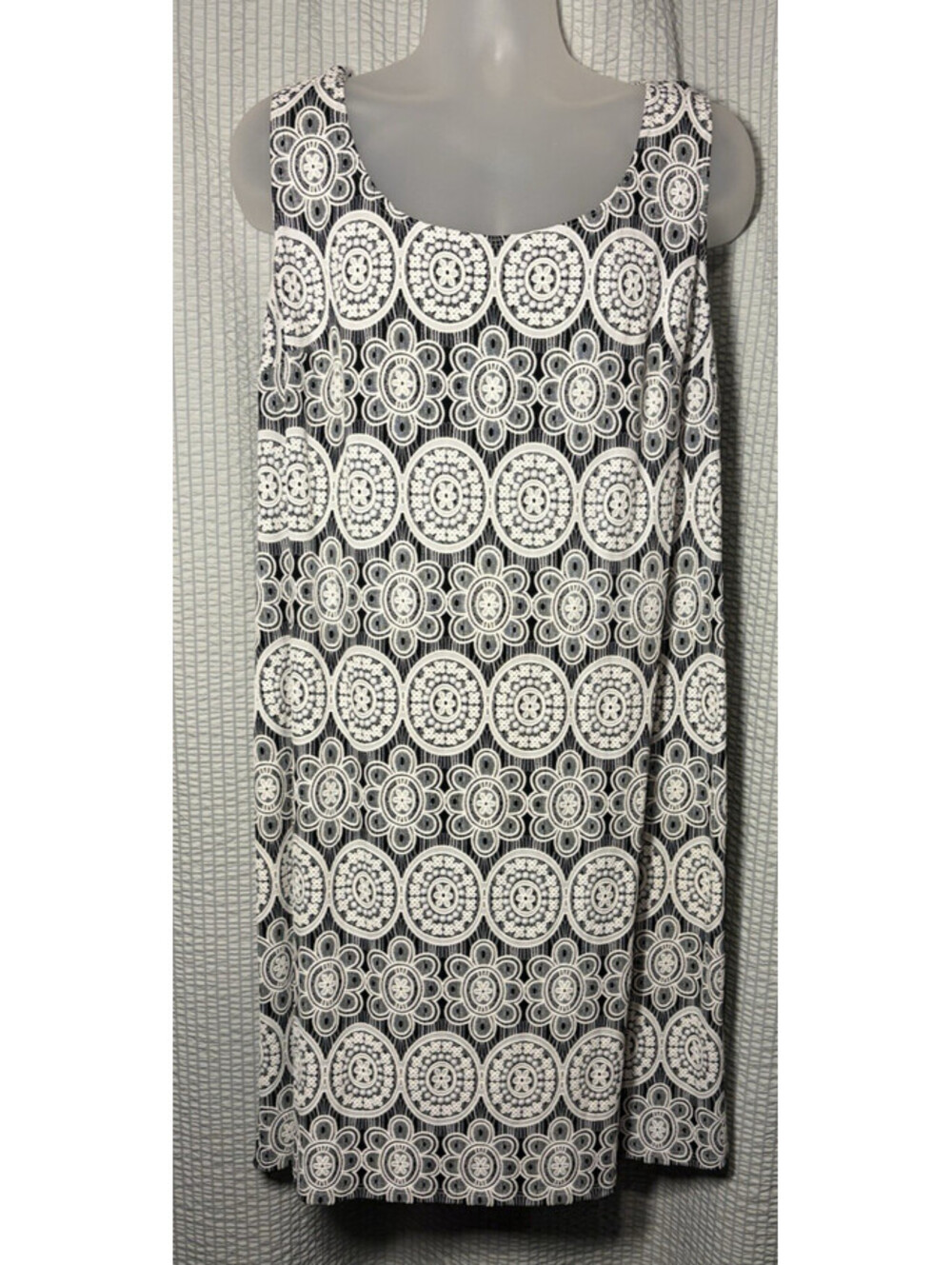 R&M Richards Women’s Black White Medallion Lace Print Madi Dress Sleeveless 16
